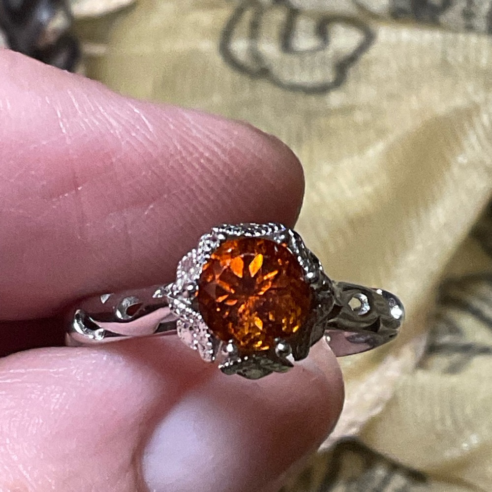 Garnet ring - Picture 4 of 8